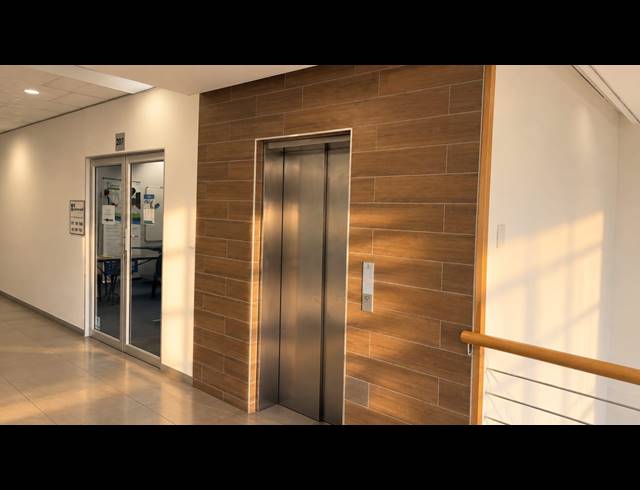 112M² OFFICE TO LET IN GLENWOOD